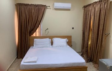 Tranquil Elegance: Furnished 3-Bedroom Home in Ayi Mensah